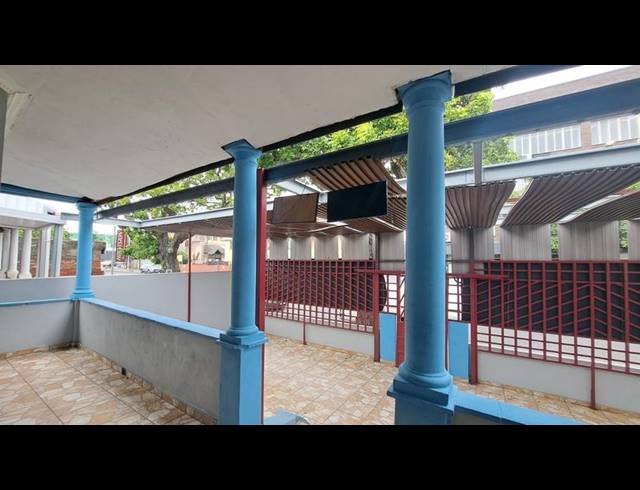 BUSINESS FOR SALE IN STAMFORD HILL